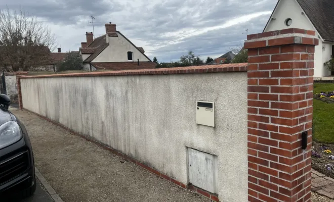 Nettoyage de muret à olivet, Olivet, Marie Habitat